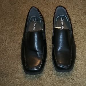 Cherokee dress shoes